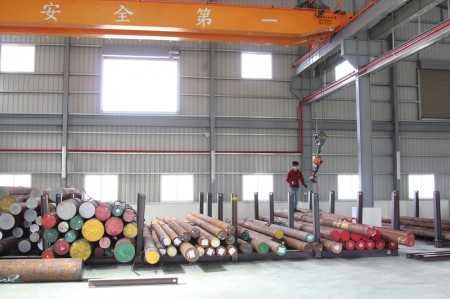 模具鋼是鋼板么，模具鋼屬于什么鋼